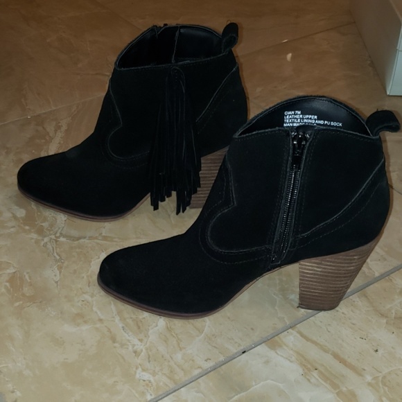 Steve Madden Cian Suede Fringe Bootie - Picture 2 of 7